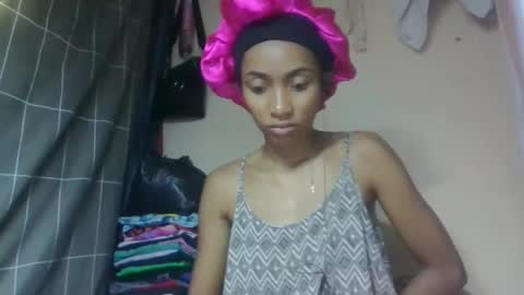 Snapshot of ninaeaa chatting on 04.22.26 ninaeaa online show from 04.22.26