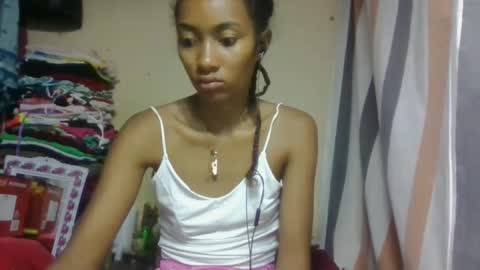 Snapshot of ninaeaa chatting on 05.09.26 ninaeaa online show from 05.09.26