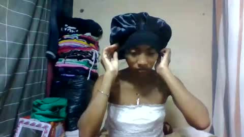 Snapshot of ninaeaa chatting on 05.26.26 ninaeaa online show from 05.26.26