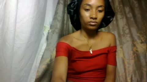 Snapshot of ninaeaa chatting on 06.25.26 ninaeaa online show from 06.25.26