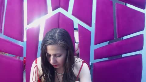 Snapshot of ninahot_ chatting on 03.01.25 Nina online show from 03.01.25