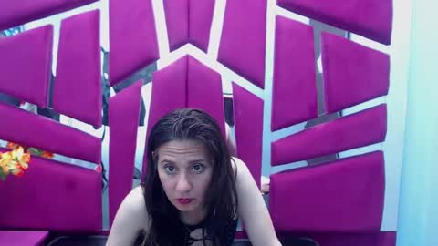 Snapshot of ninahot_ chatting on 03.07.25 Nina online show from 03.07.25