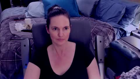 Snapshot of ninajaymes chatting on 12.10.24 Nina Jaymes online show from 12.10.24