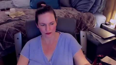 Snapshot of ninajaymes chatting on 01.11.25 Nina Jaymes online show from 01.11.25