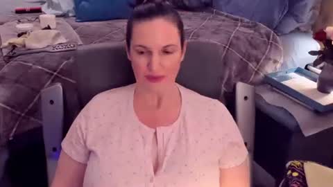 Snapshot of ninajaymes chatting on 01.20.25 Nina Jaymes online show from 01.20.25