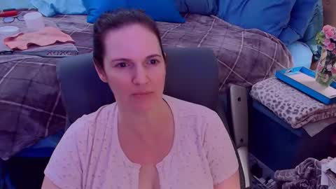 Snapshot of ninajaymes chatting on 09.09.25 Nina Jaymes online show from 09.09.25