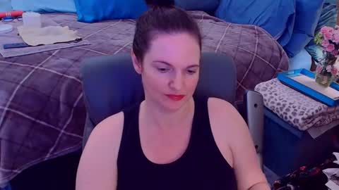 Snapshot of ninajaymes chatting on 09.11.25 Nina Jaymes online show from 09.11.25