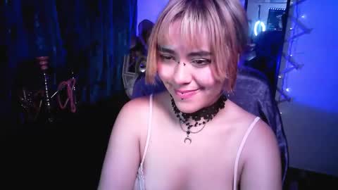 Snapshot of ninamon206063 chatting on 09.24.25 NIina Mon online show from 09.24.25