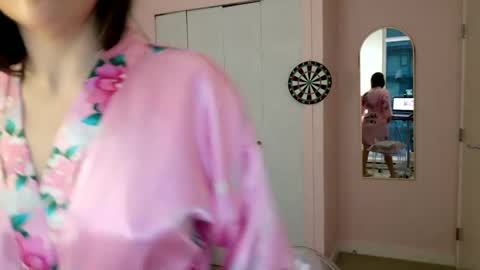 NinaOneil online show from 12.16.24