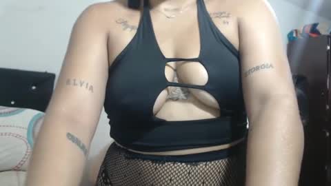 Ninapalmer online show from 10.05.25