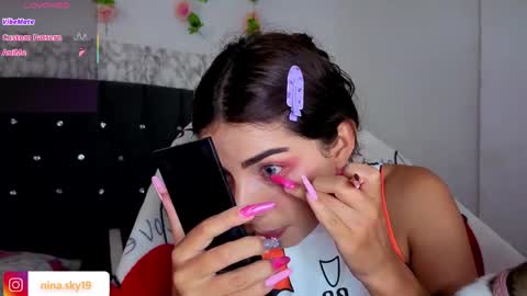 Snapshot of ninasky19 chatting on 05.21.26 ninasky19 online show from 05.21.26