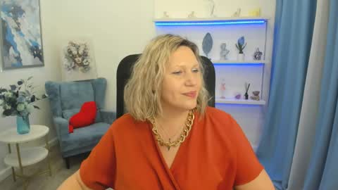 Snapshot of ninastarle chatting on 04.19.26 ninastarle online show from 04.19.26
