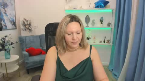 Snapshot of ninastarle chatting on 04.23.26 ninastarle online show from 04.23.26