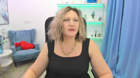 Snapshot of ninastarle chatting on 04.24.26 ninastarle online show from 04.24.26