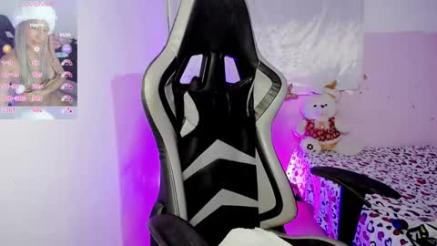 ninatinydoll1 online show from 02.27.25