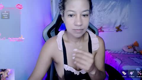 Snapshot of ninatinydoll1 chatting on 11.25.25 ninatinydoll1 online show from 11.25.25