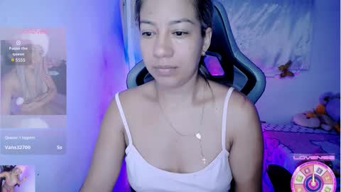 Snapshot of ninatinydoll1 chatting on 11.29.25 ninatinydoll1 online show from 11.29.25