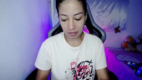 Snapshot of ninatinydoll1 chatting on 02.15.26 ninatinydoll1 online show from 02.15.26