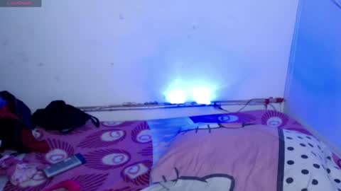 Snapshot of ninatinydoll1 chatting on 04.09.26 ninatinydoll1 online show from 04.09.26