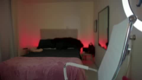 Snapshot of ninavolkov chatting on 12.26.24 ninavolkov online show from 12.26.24