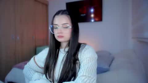Snapshot of ninavolkov chatting on 07.02.26 ninavolkov online show from 07.02.26