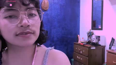 Nina online show from 12.22.25