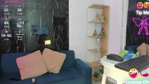 nini_beyker online show from 04.05.26