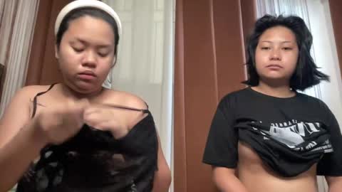 Snapshot of nini_luvskorn chatting on 04.19.26 nini_luvskorn online show from 04.19.26