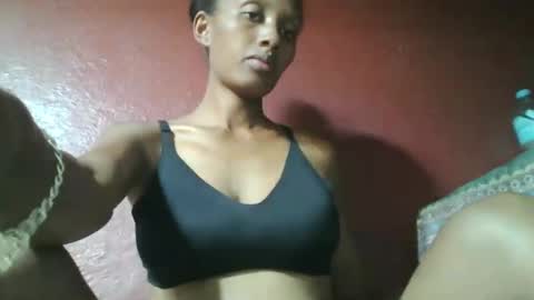 Snapshot of ninie246746 chatting on 01.29.25 ninie246746 online show from 01.29.25