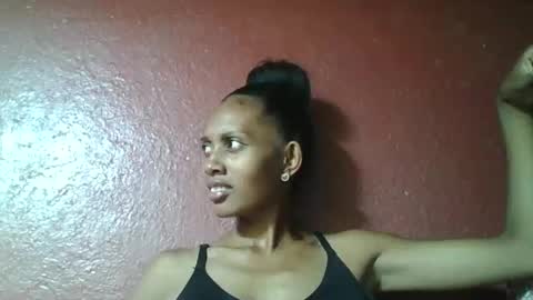 Snapshot of ninie246746 chatting on 02.24.25 ninie246746 online show from 02.24.25