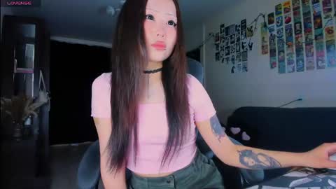 Yumi  ig yumibaee online show from 04.30.26