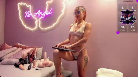 Ninna  online show from 02.20.25