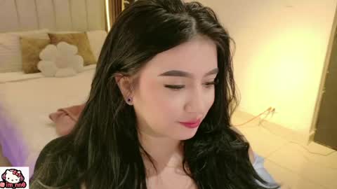 Nina online show from 06.04.26