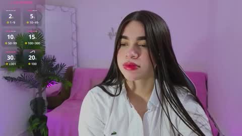 Ninnaaaa online show from 11.25.25