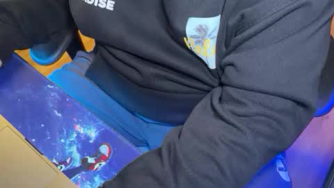 Snapshot of ninocut6 chatting on 02.19.25 ninocut6 online show from 02.19.25