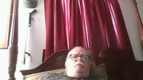 nipplechaser online show from 01.10.25