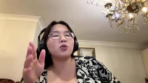 Nira online show from 04.25.26