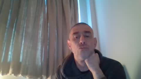 nirevess online show from 01.12.25