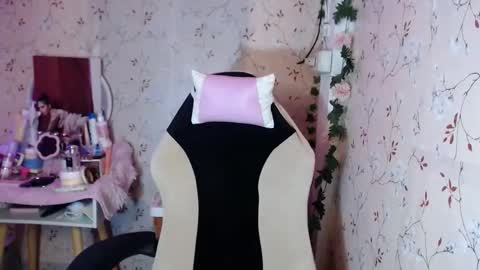 Nadz online show from 10.14.25