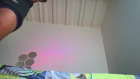 Nicolas Muscle online show from 12.18.24