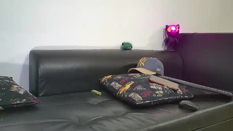 Nicolas Muscle online show from 01.21.25