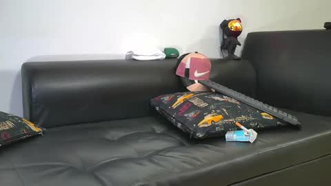 Nicolas Muscle online show from 01.23.25