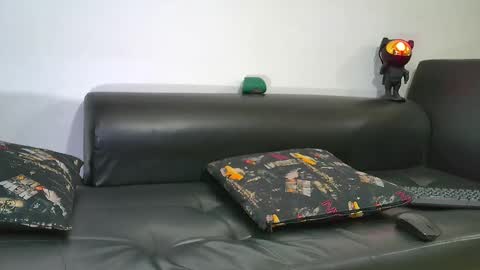 Nicolas Muscle online show from 02.06.25