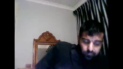 Snapshot of nixtr1210131507 chatting on 09.30.25 FUZZY-D online show from 09.30.25