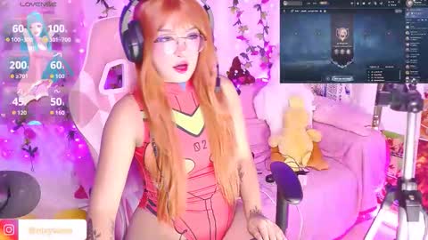 Snapshot of nixy_sama chatting on 09.28.25 Nixy Sama online show from 09.28.25