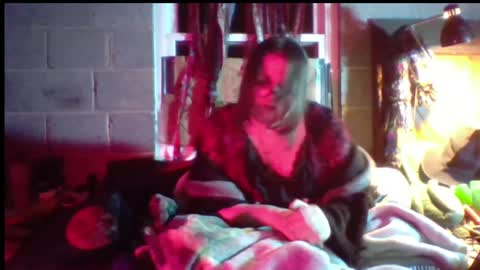 Snapshot of nixylix chatting on 01.04.25 nixylix online show from 01.04.25