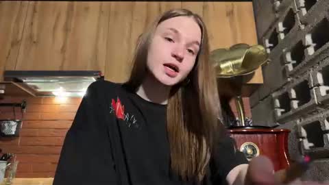 Snapshot of nloraaa chatting on 07.17.26 Tears Lora online show from 07.17.26