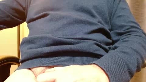 Snapshot of nmr21 chatting on 12.15.24 nmr21 online show from 12.15.24