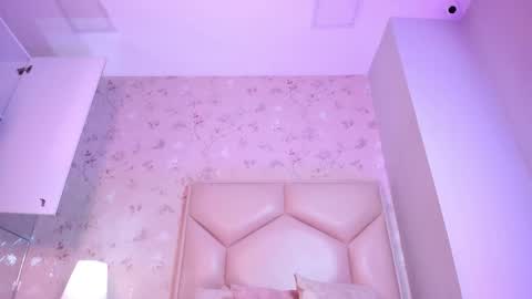   ambarsulliva  online show from 12.21.25