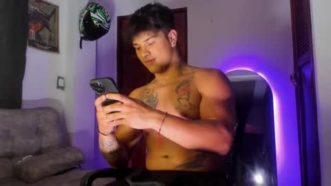 Snapshot of noah_223 chatting on 05.12.26 noah_223 online show from 05.12.26